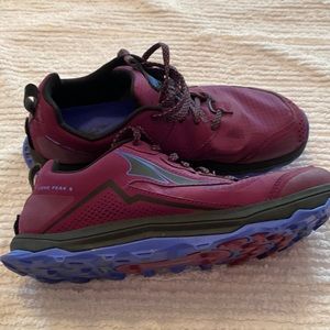 Altra Size 10 Lone Peak 5 Maxtrac